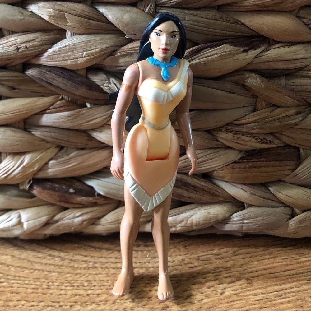Vintage Disney Pocahontas: Pocahontas figure